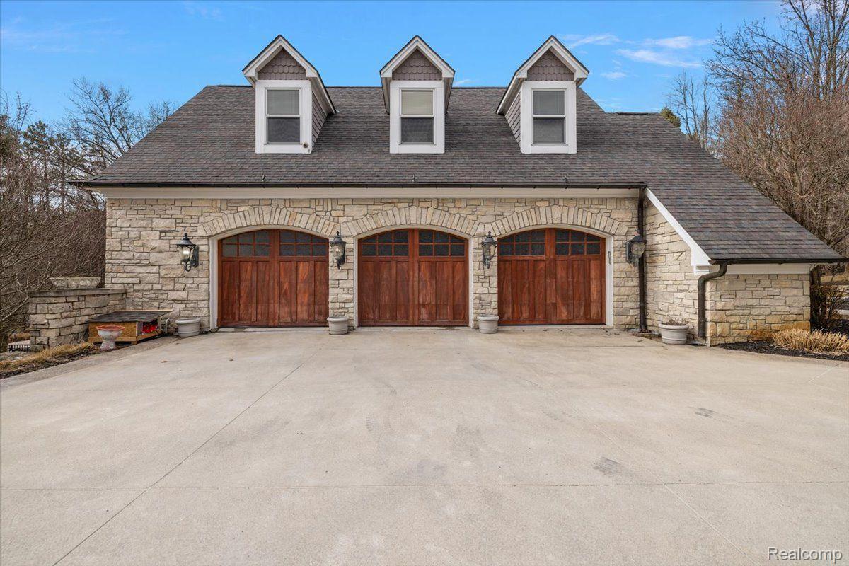 71227 CEDAR BEND Lane