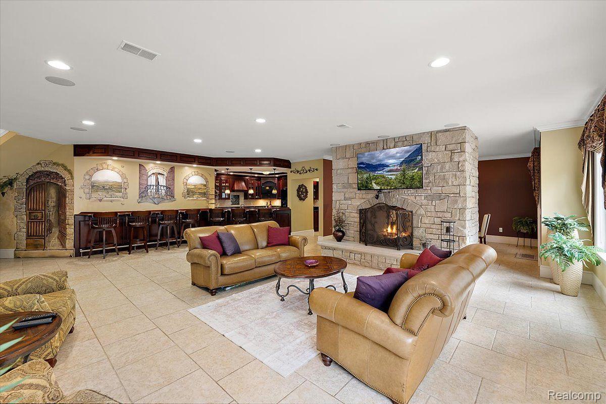 71227 CEDAR BEND Lane