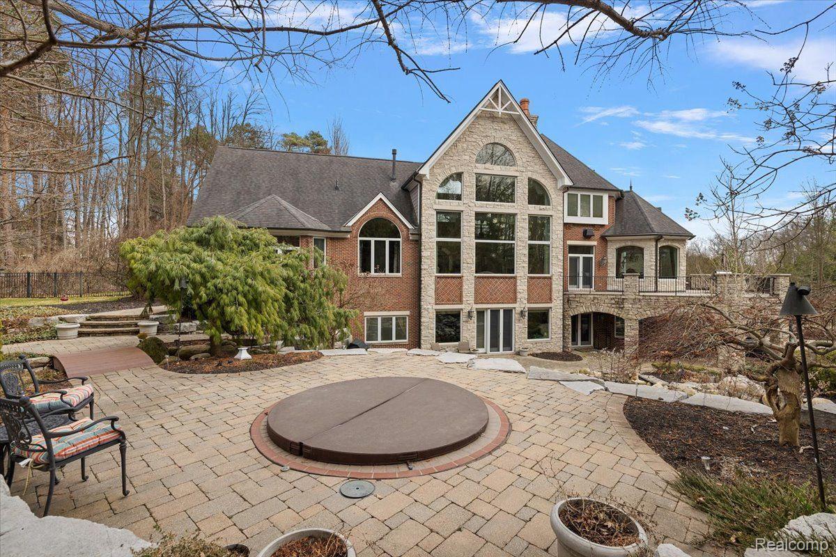 71227 CEDAR BEND Lane