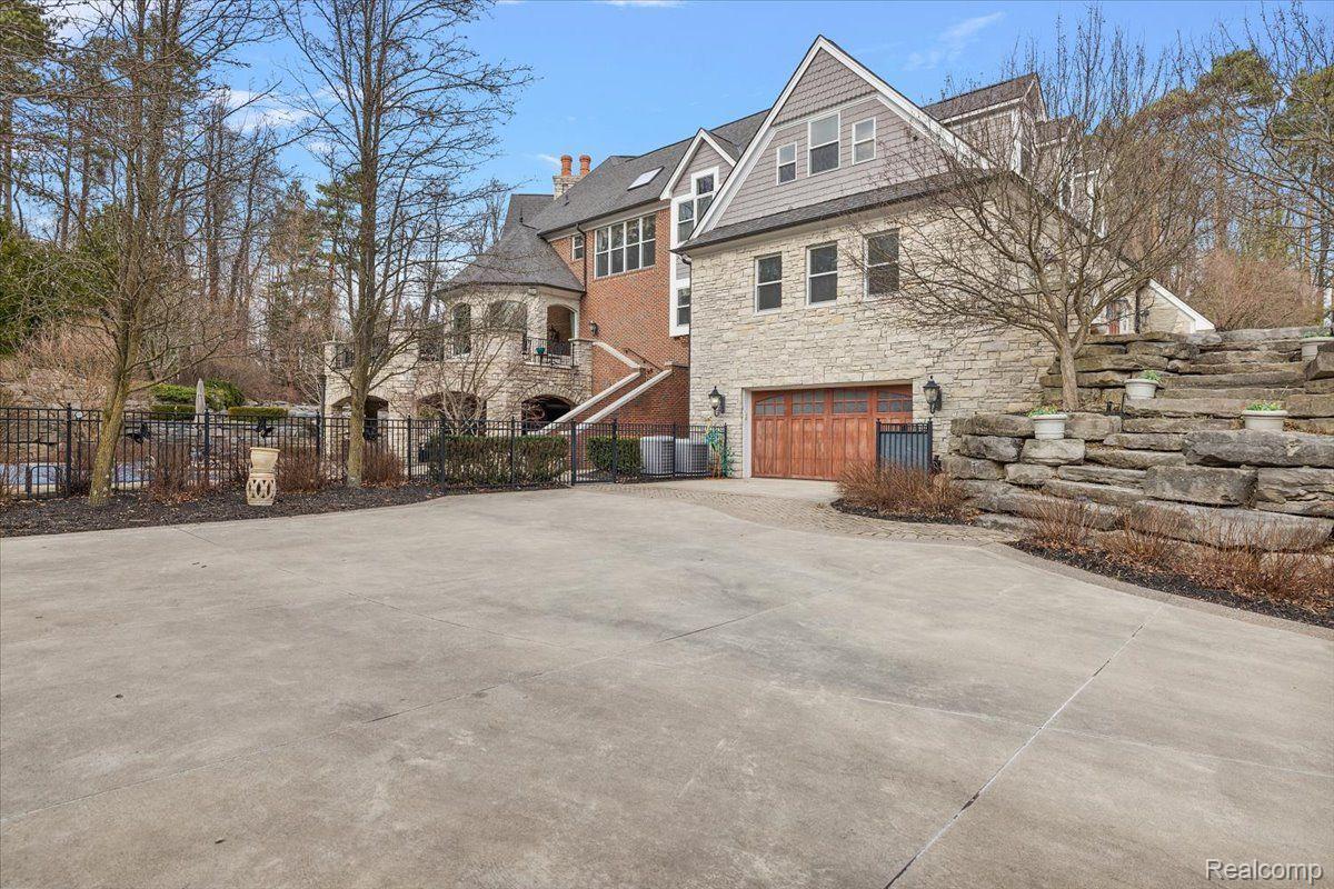 71227 CEDAR BEND Lane