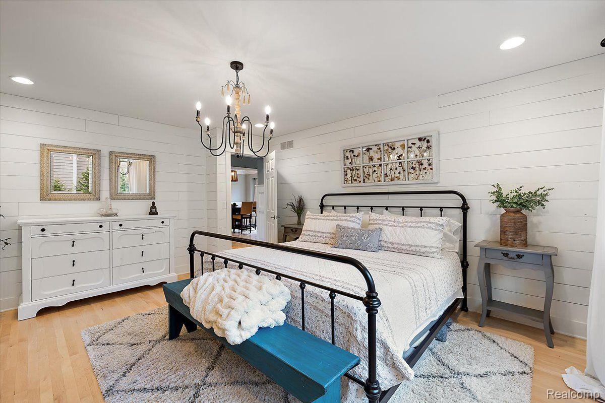 7828 Brookpines Drive