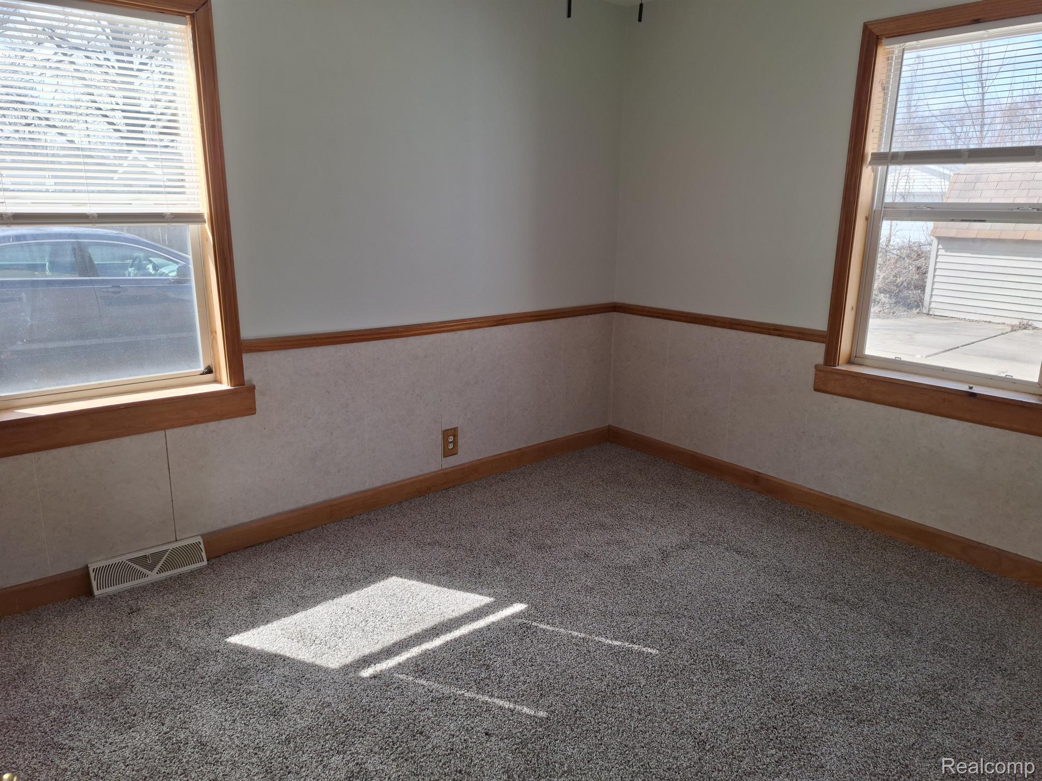 29211 HARDING Street