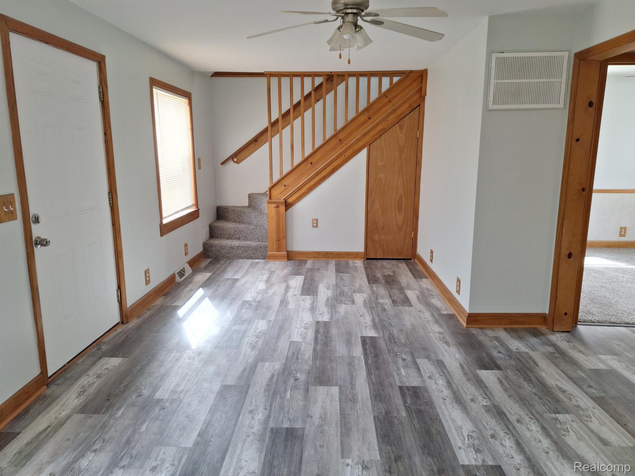 29211 HARDING Street