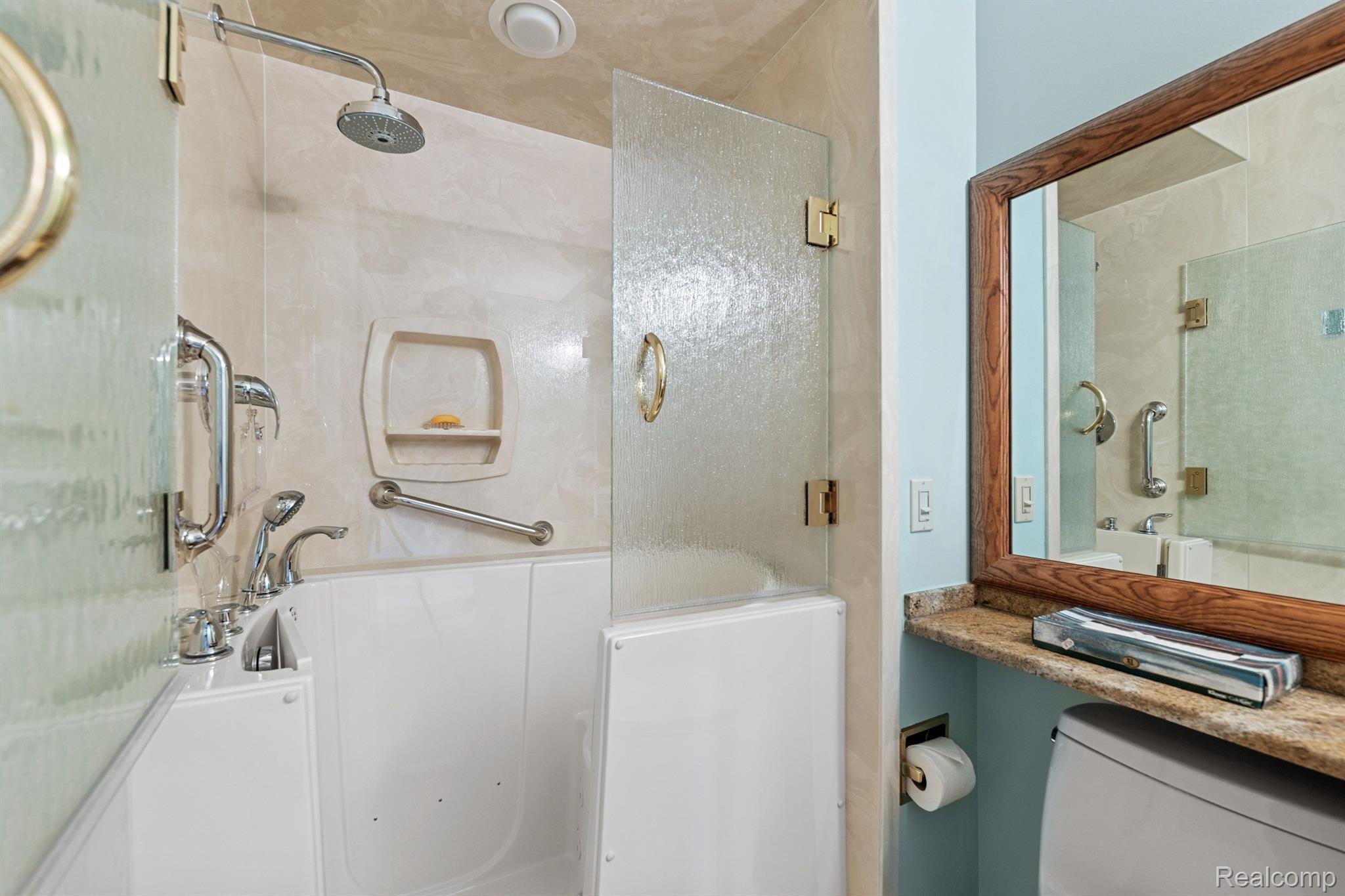 3422 Adams Shore Drive B