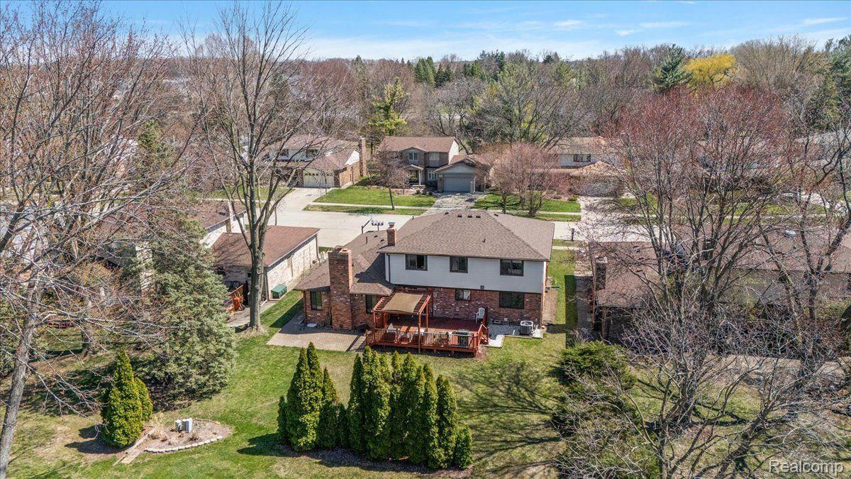 5277 Orchard Crest Drive