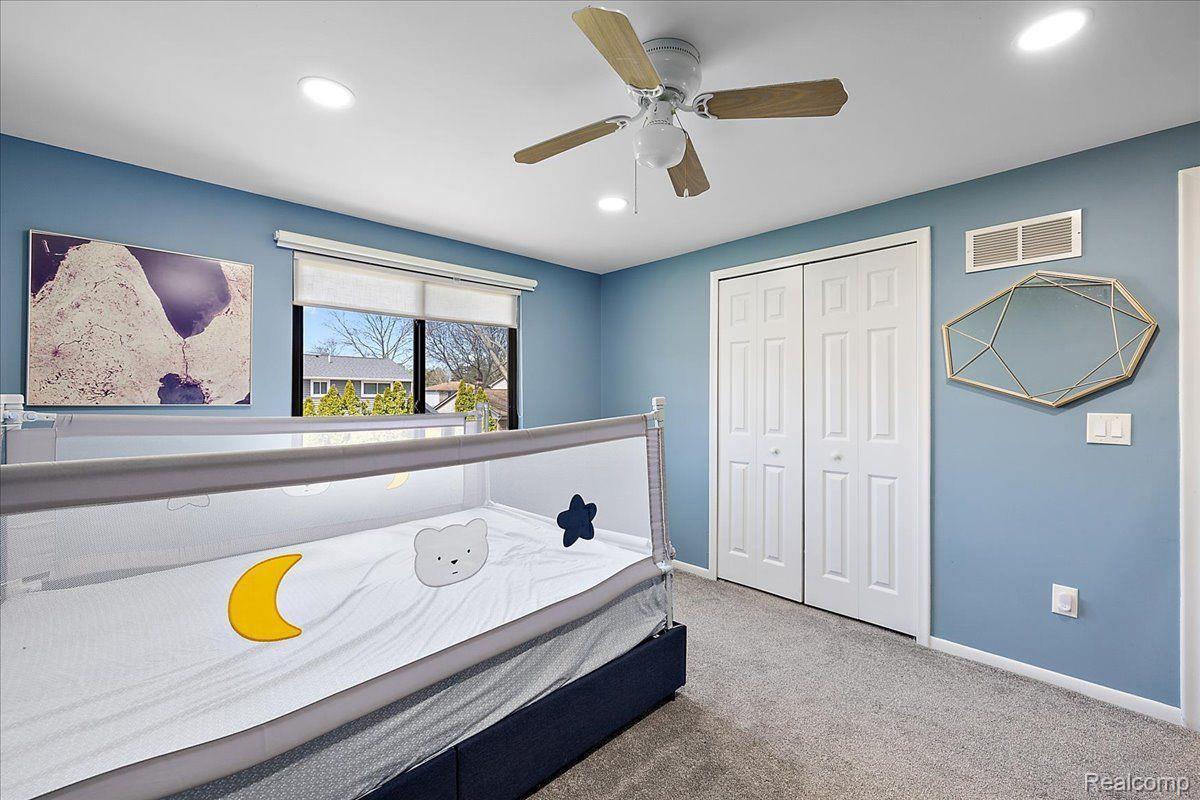 5277 Orchard Crest Drive