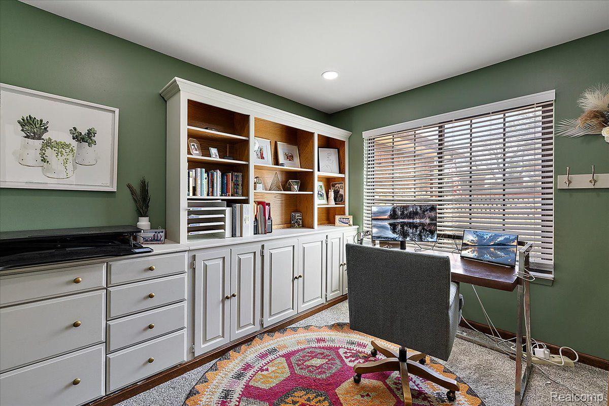 5277 Orchard Crest Drive