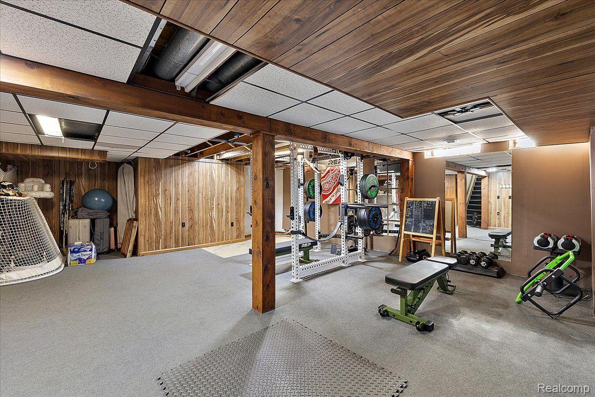 5277 Orchard Crest Drive