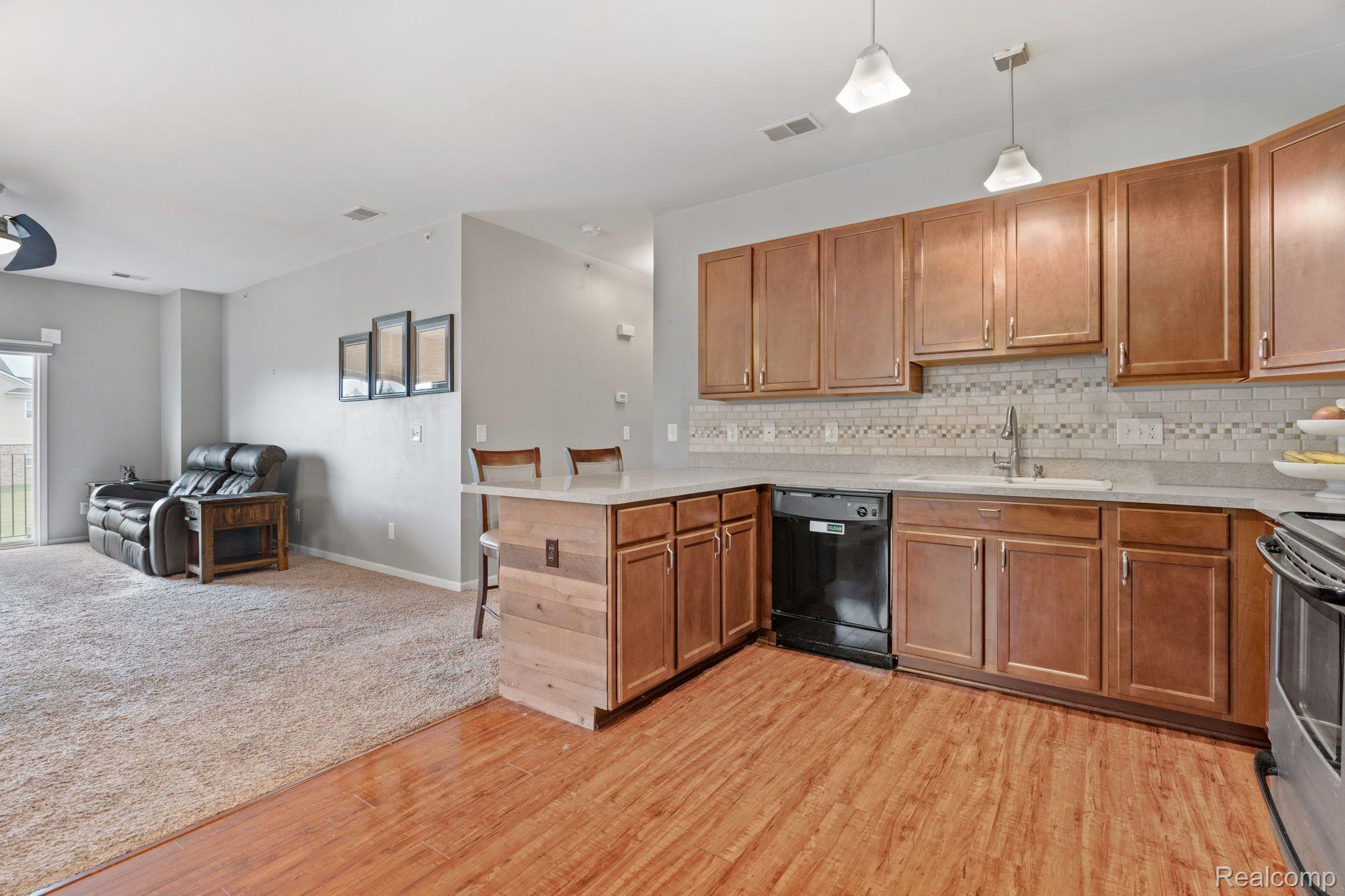 10086 RIDGE RUN Street 36