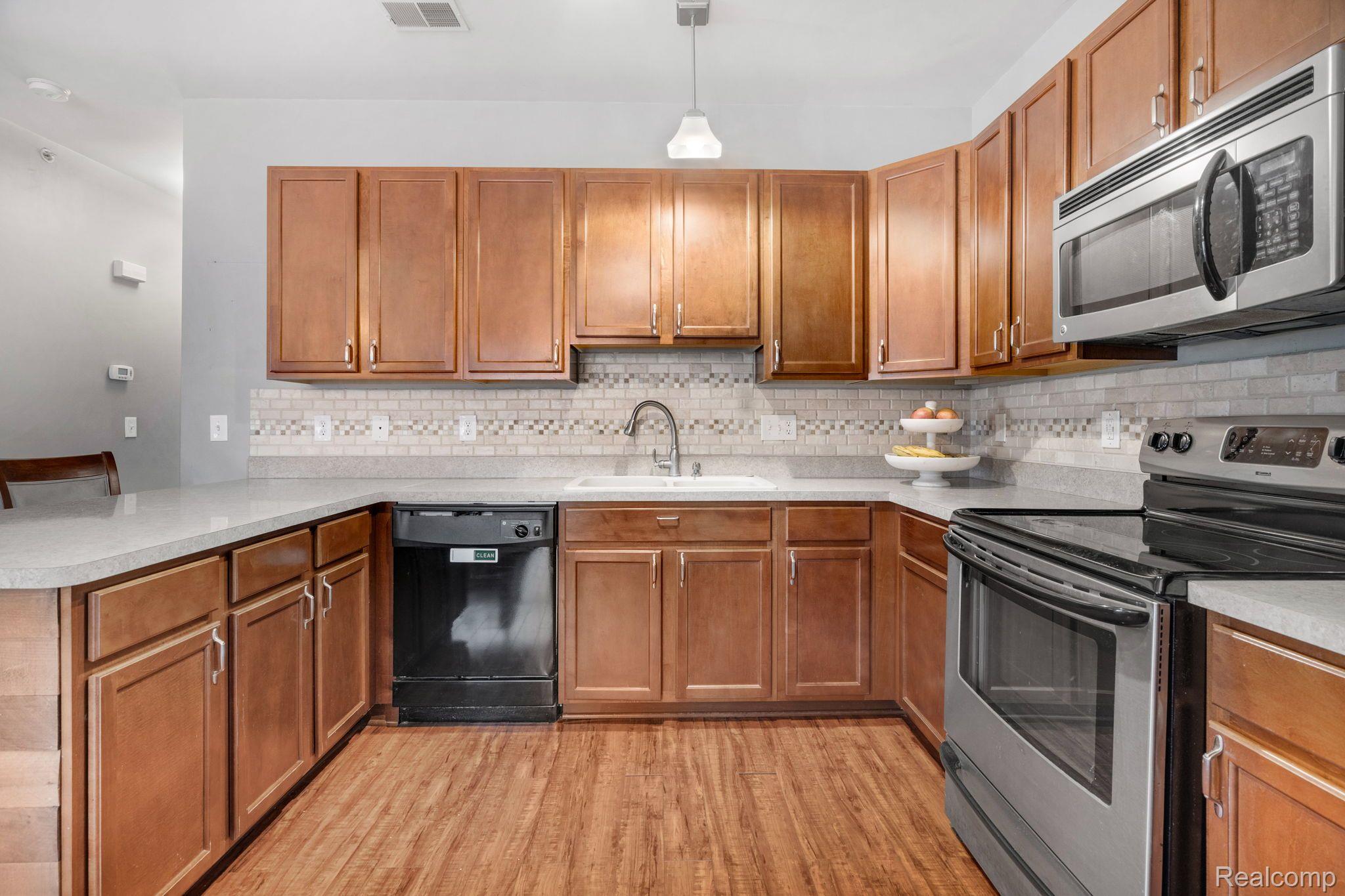 10086 RIDGE RUN Street 36