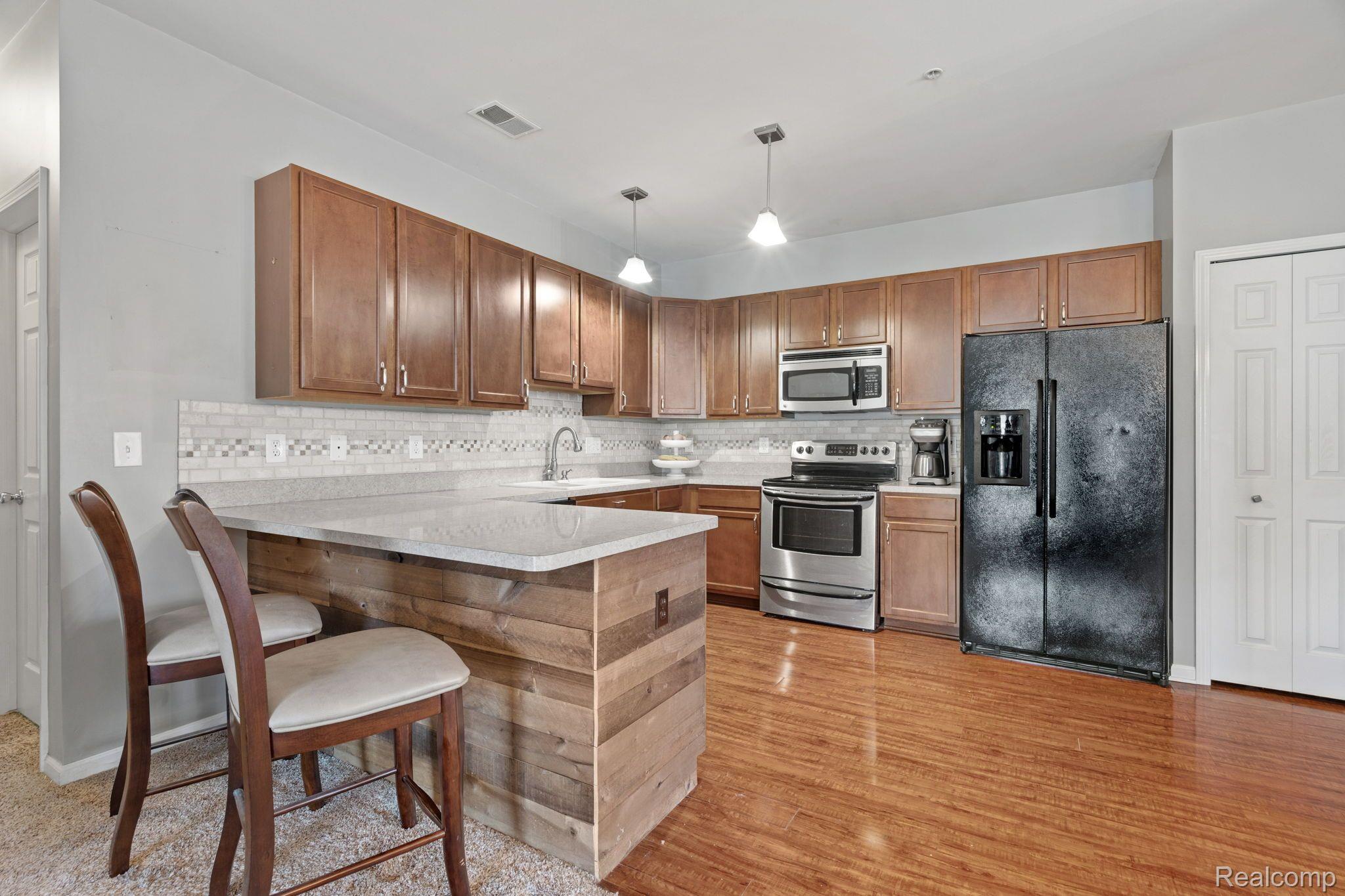 10086 RIDGE RUN Street 36