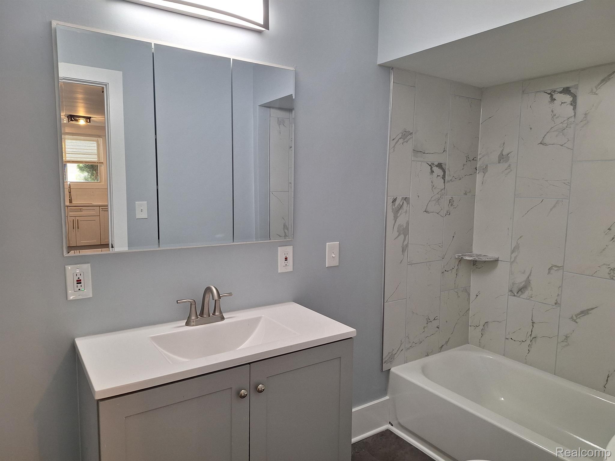 16147 CHESTERFIELD Avenue