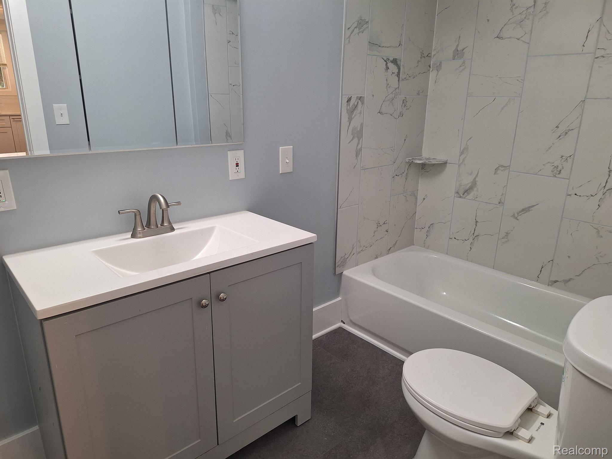 16147 CHESTERFIELD Avenue