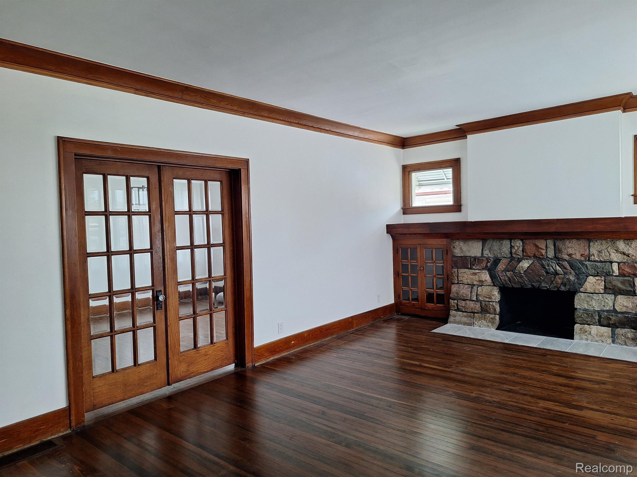 16147 CHESTERFIELD Avenue