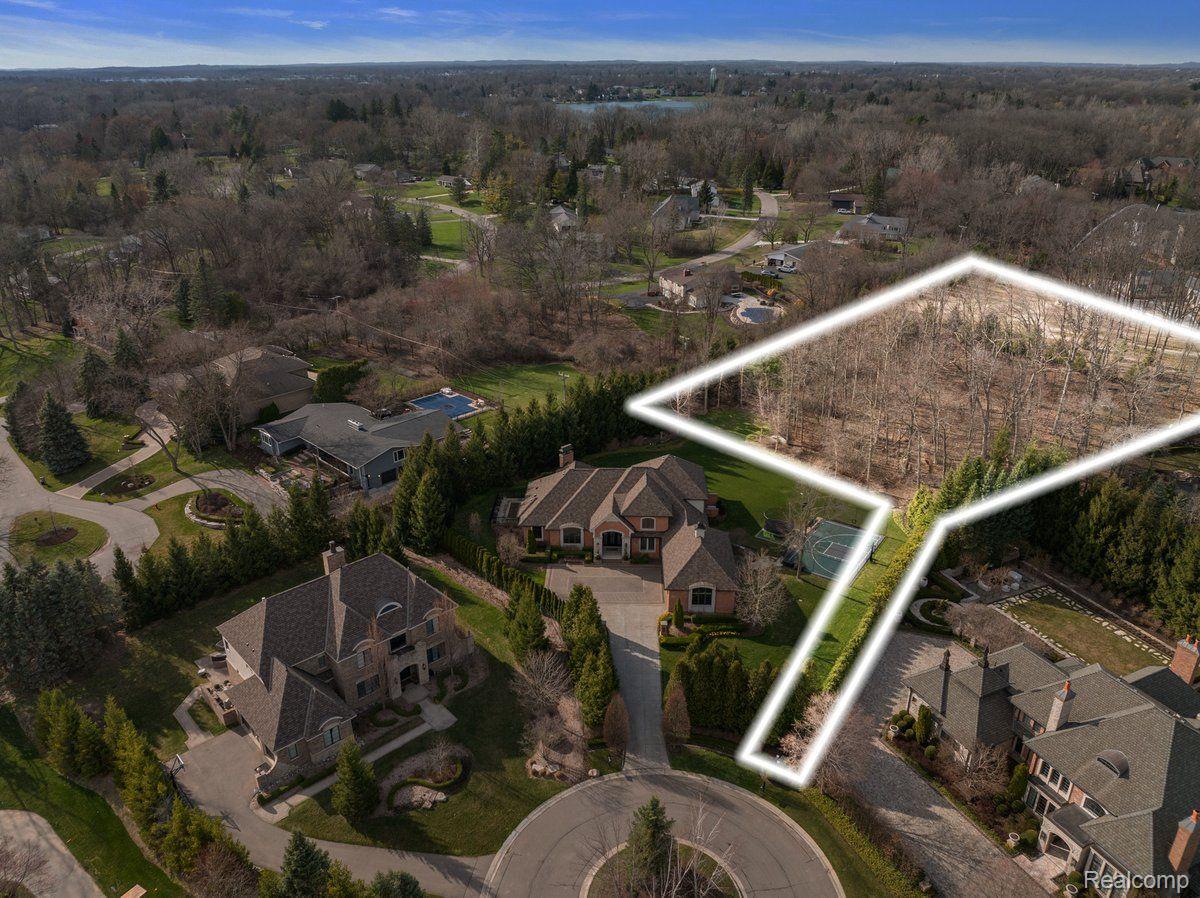 2785 Turtle Lake Drive