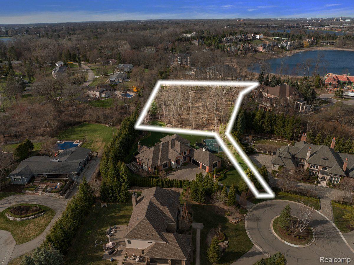 2785 Turtle Lake Drive