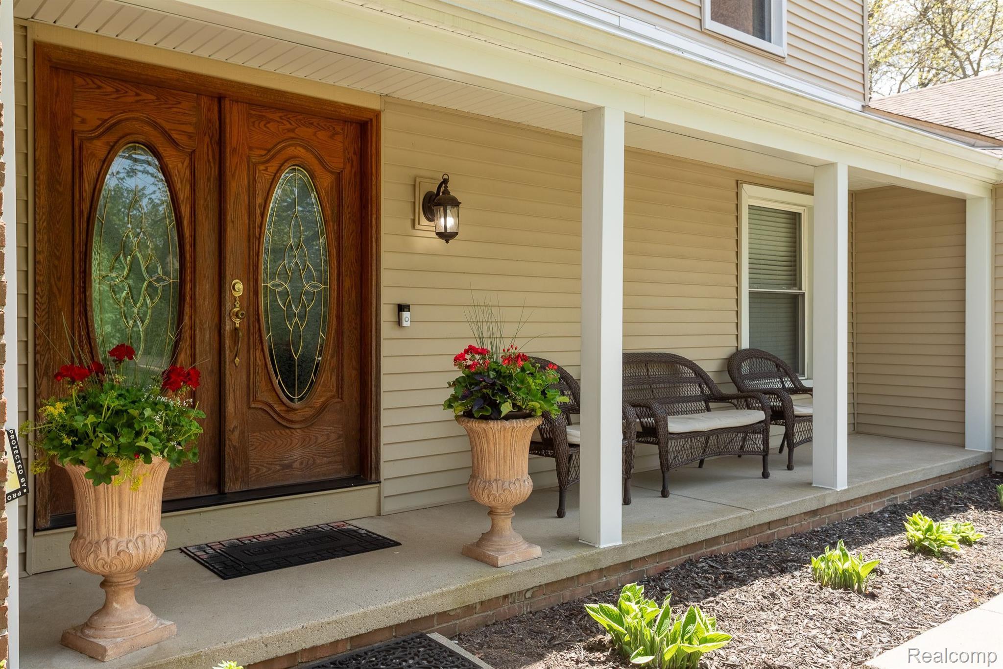 5389 Vincennes Drive