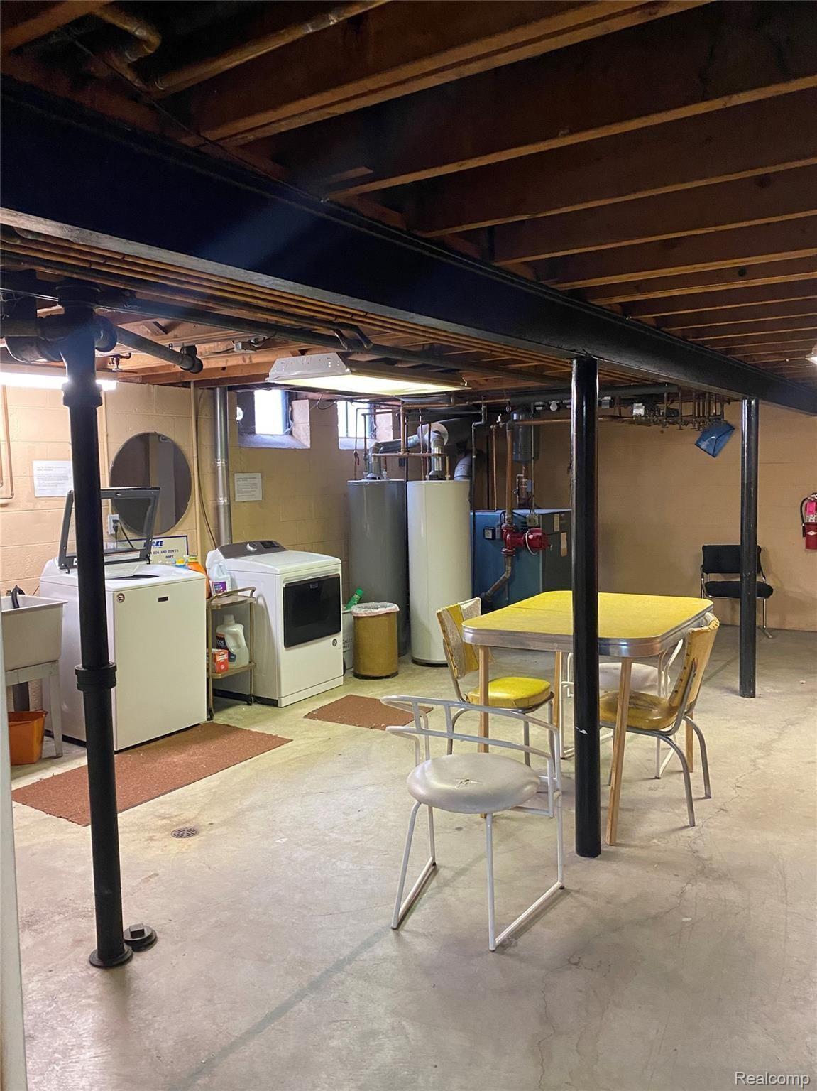 25885 Jefferson Avenue 2