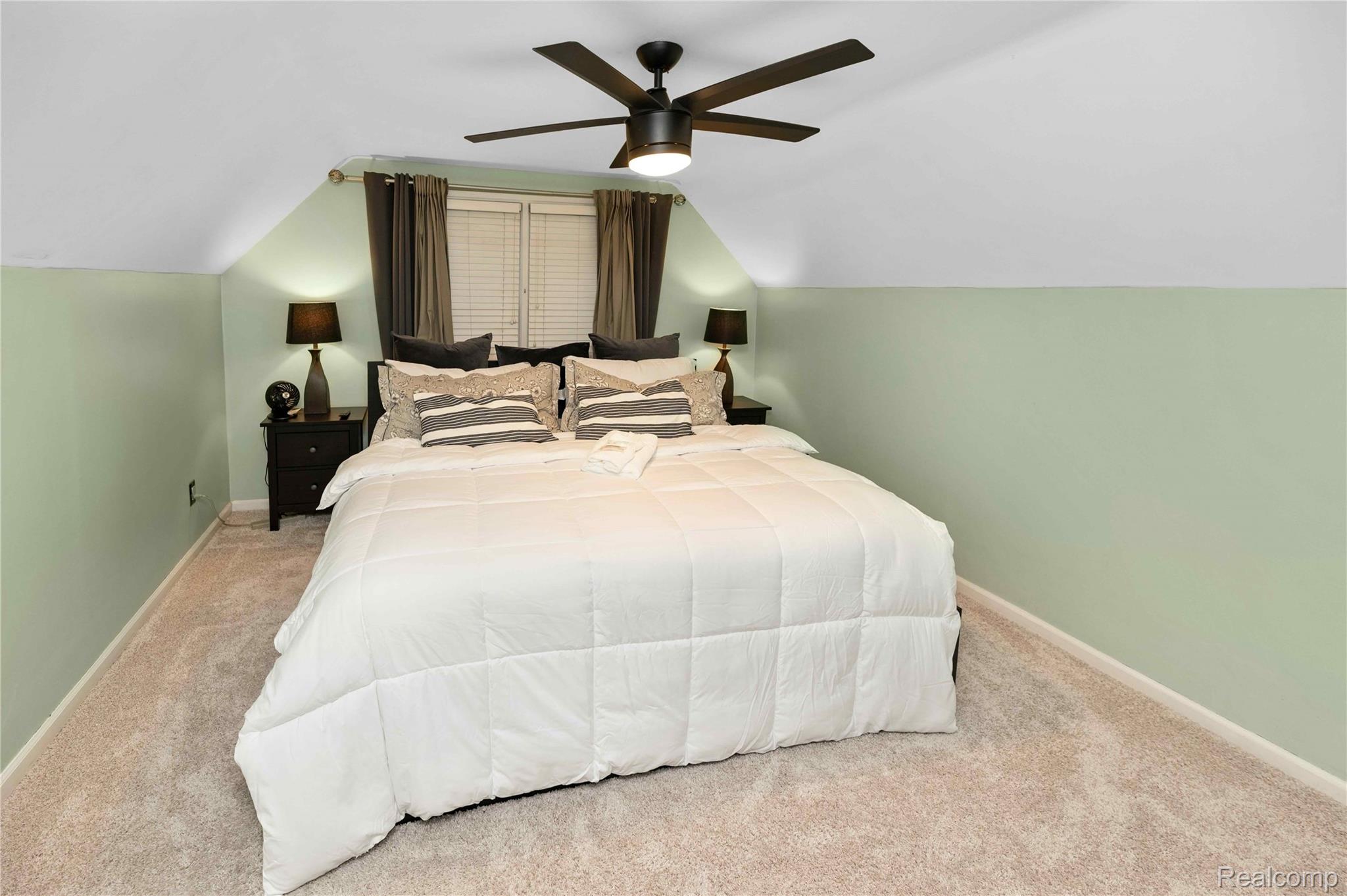 4414 Groveland Avenue