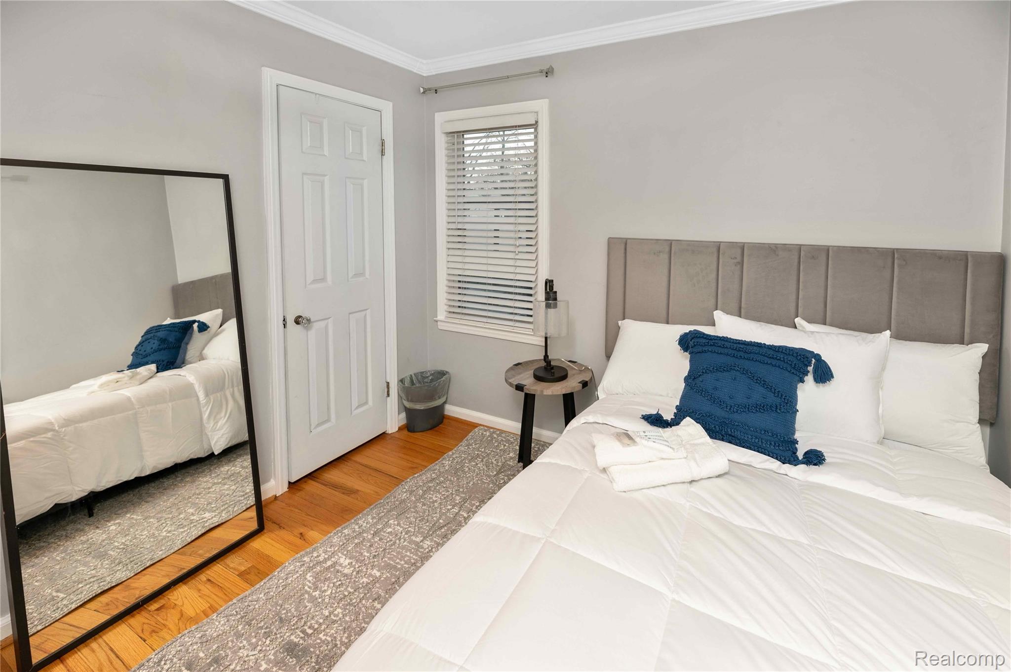 4414 Groveland Avenue