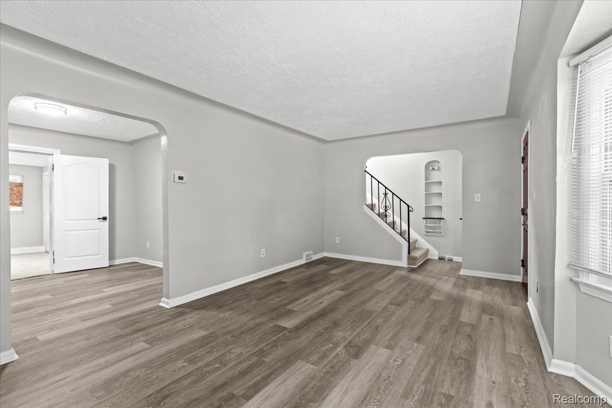 11000 Whitehill Street