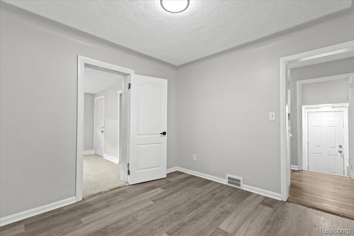 11000 Whitehill Street