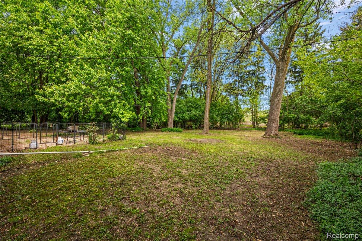 335 Douglas Drive