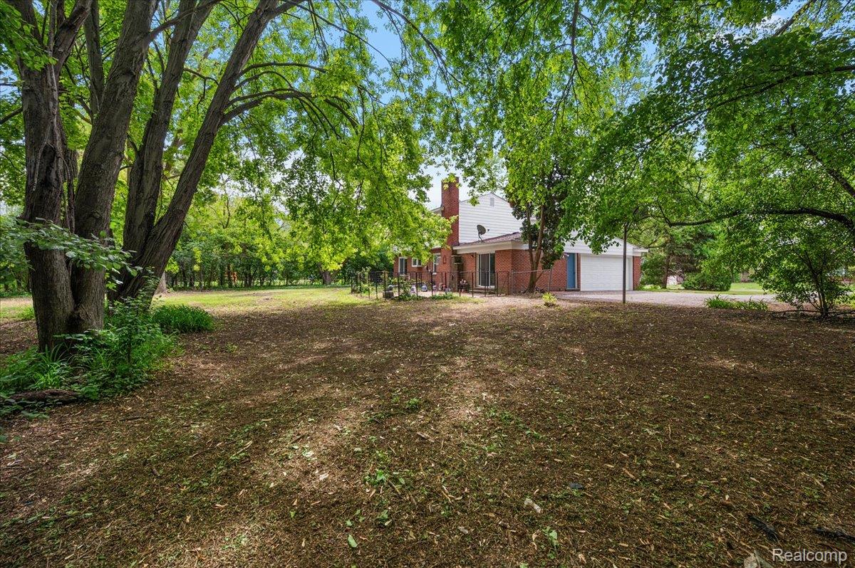 335 Douglas Drive