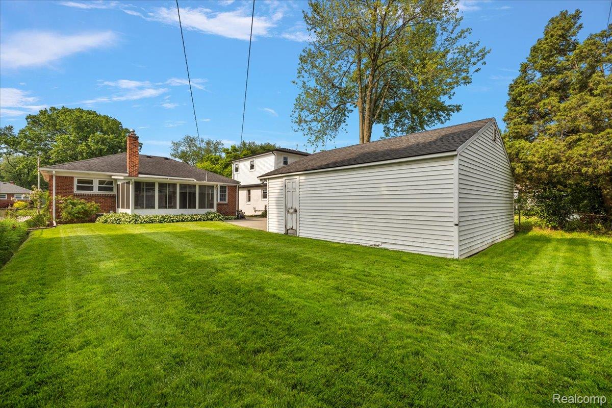 436 W Sunnybrook Drive