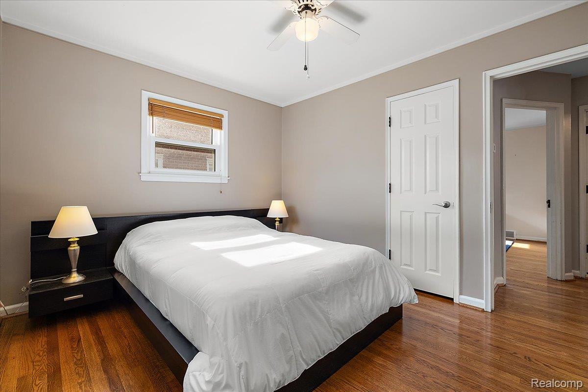 436 W Sunnybrook Drive