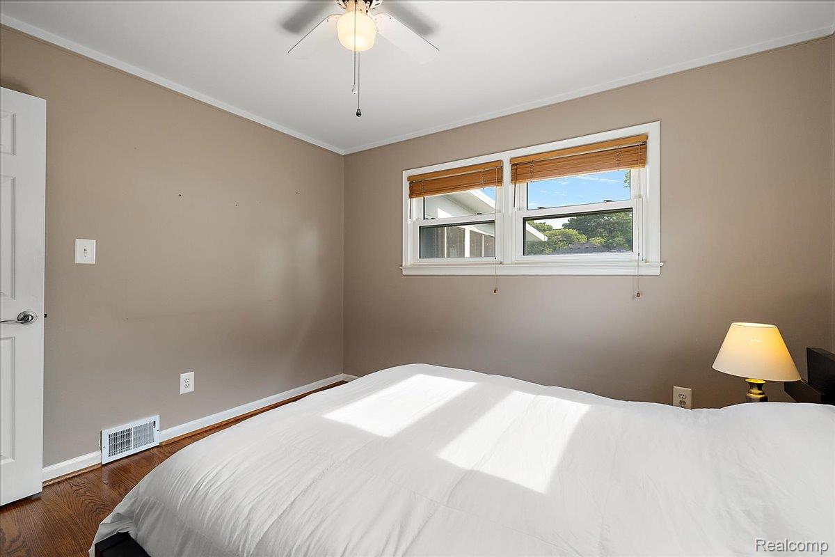 436 W Sunnybrook Drive