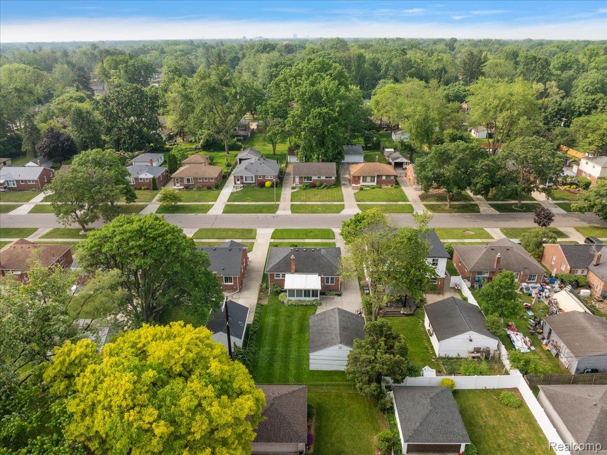 436 W Sunnybrook Drive