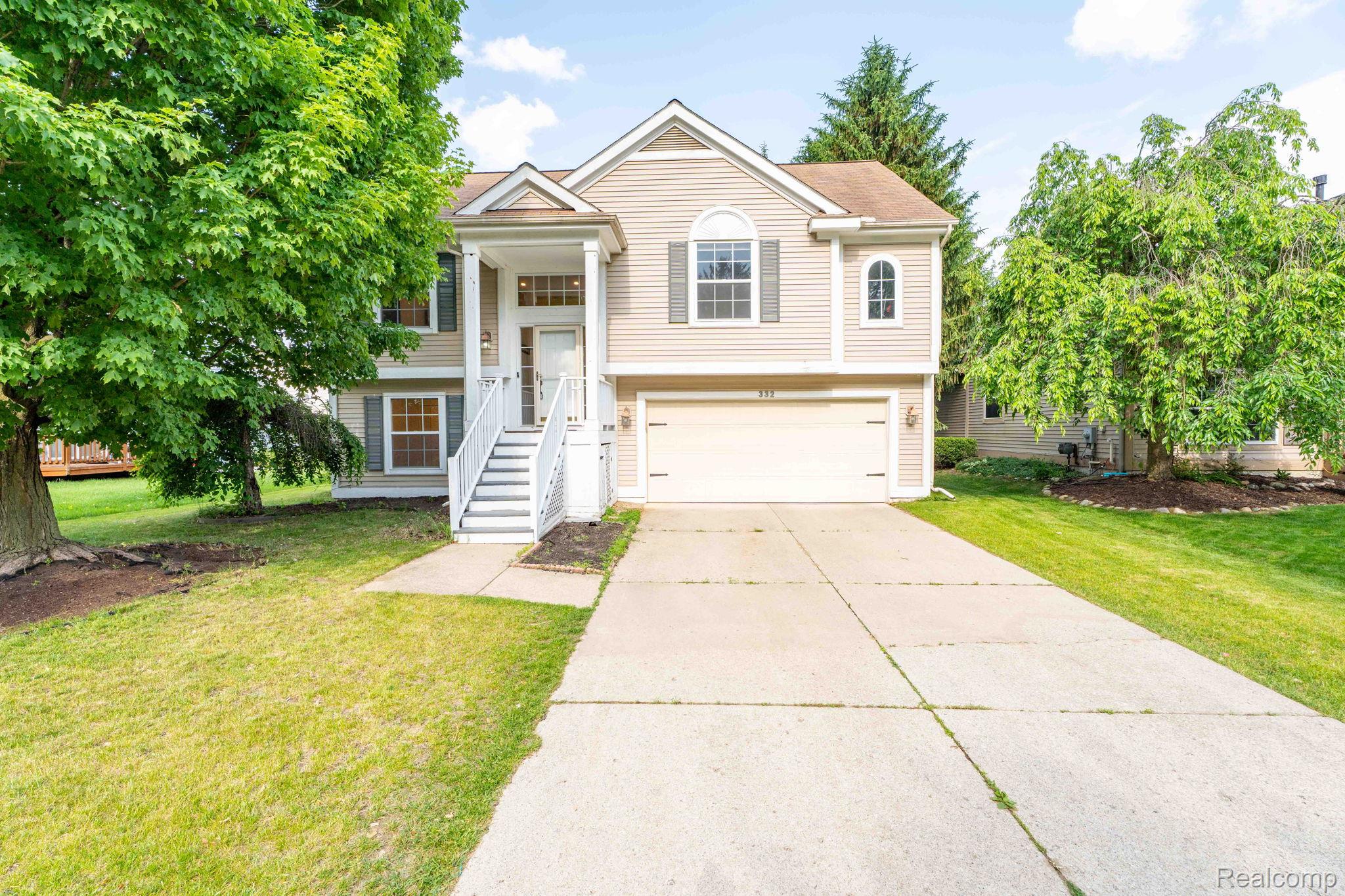 332 Lake Meadow Drive