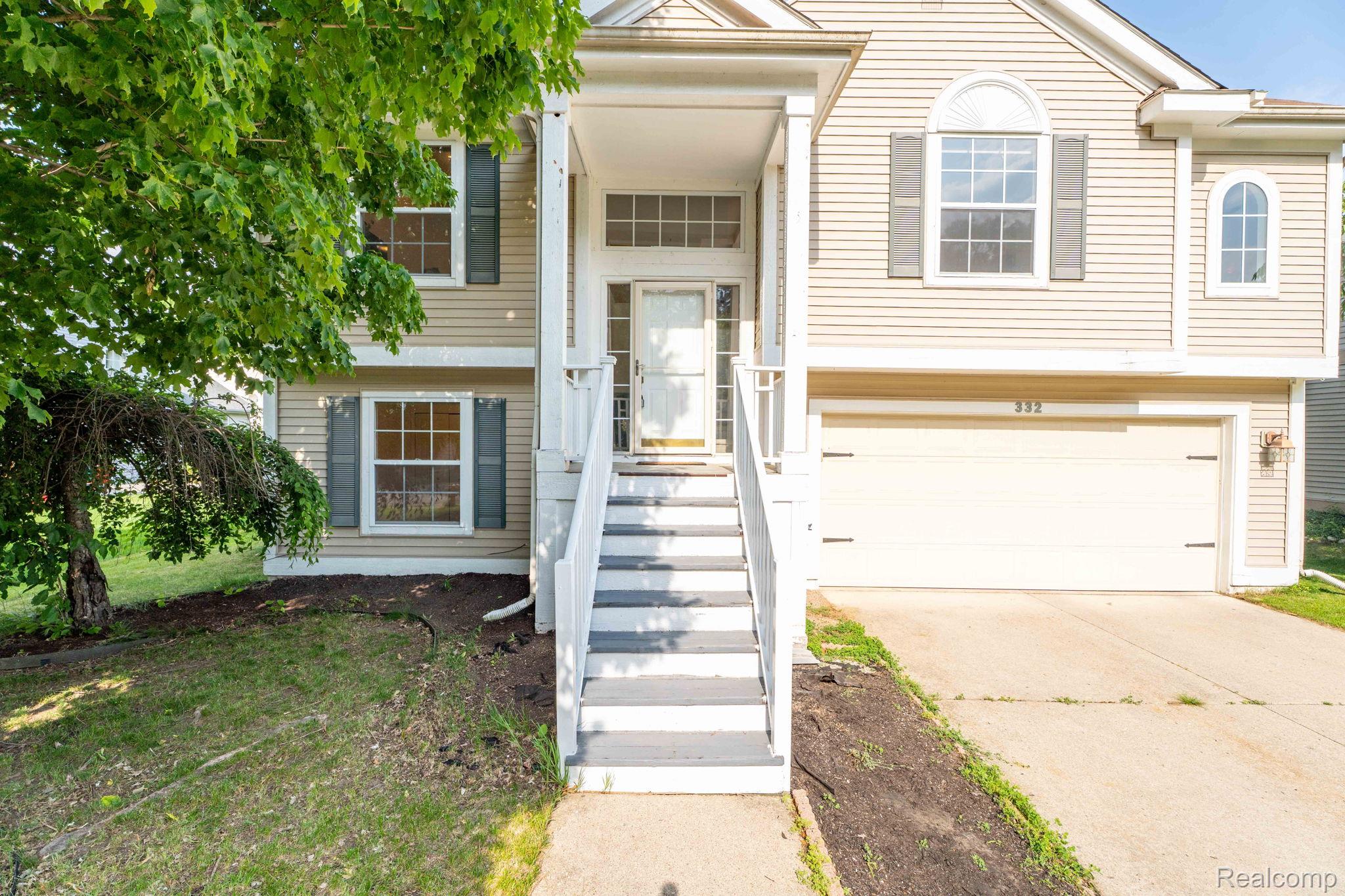 332 Lake Meadow Drive