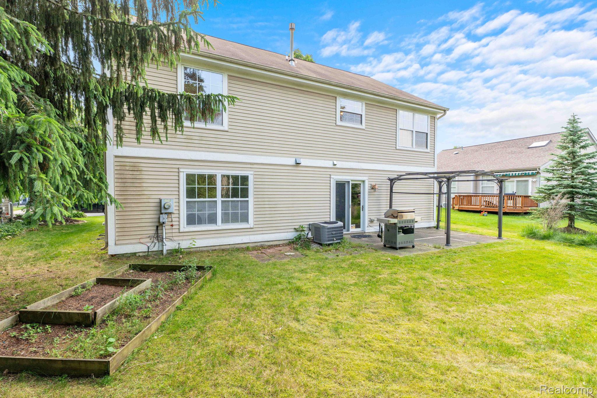 332 Lake Meadow Drive