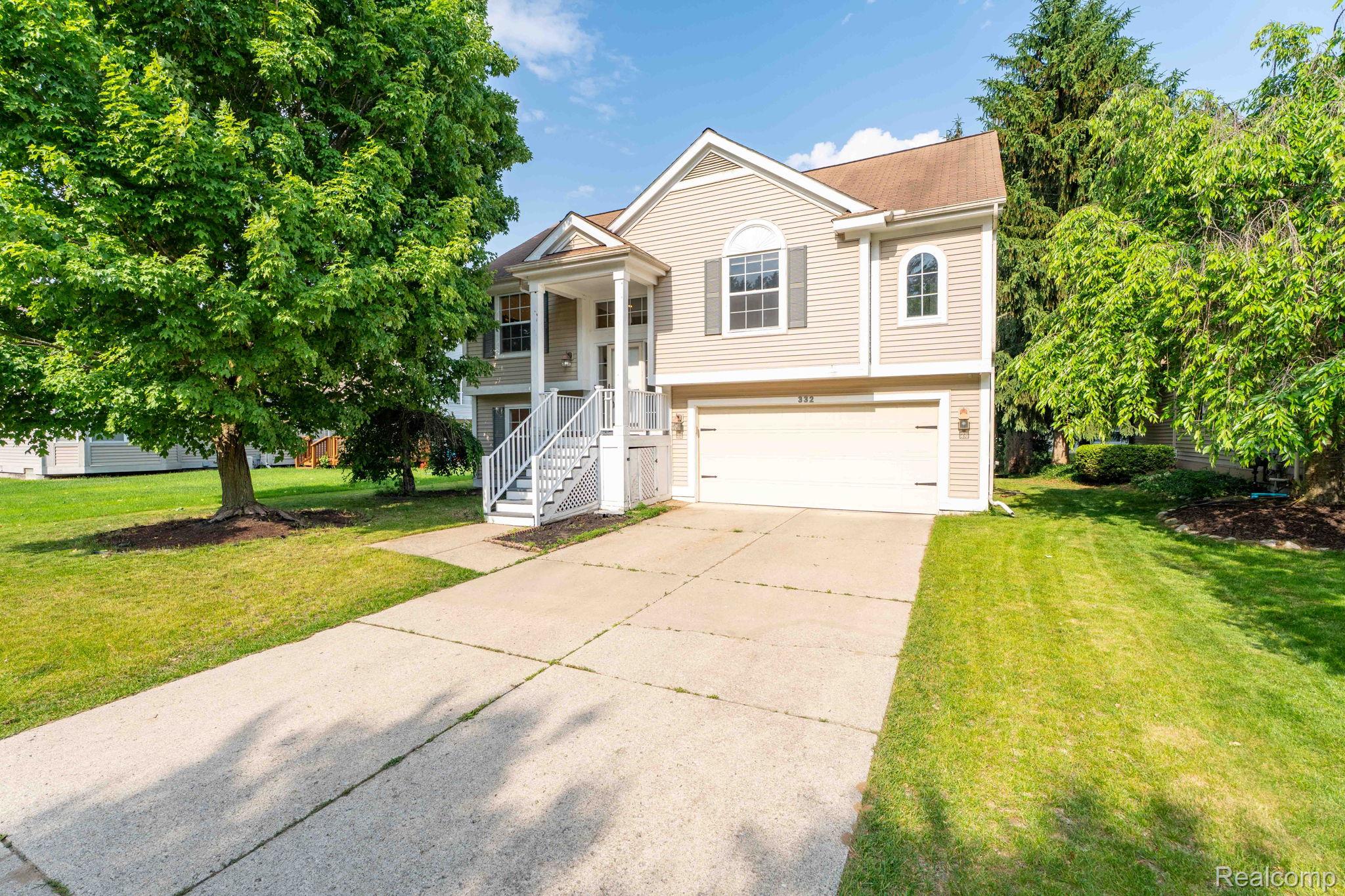 332 Lake Meadow Drive