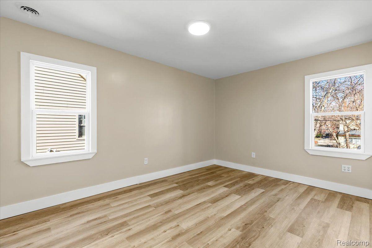 16558 Indiana Street