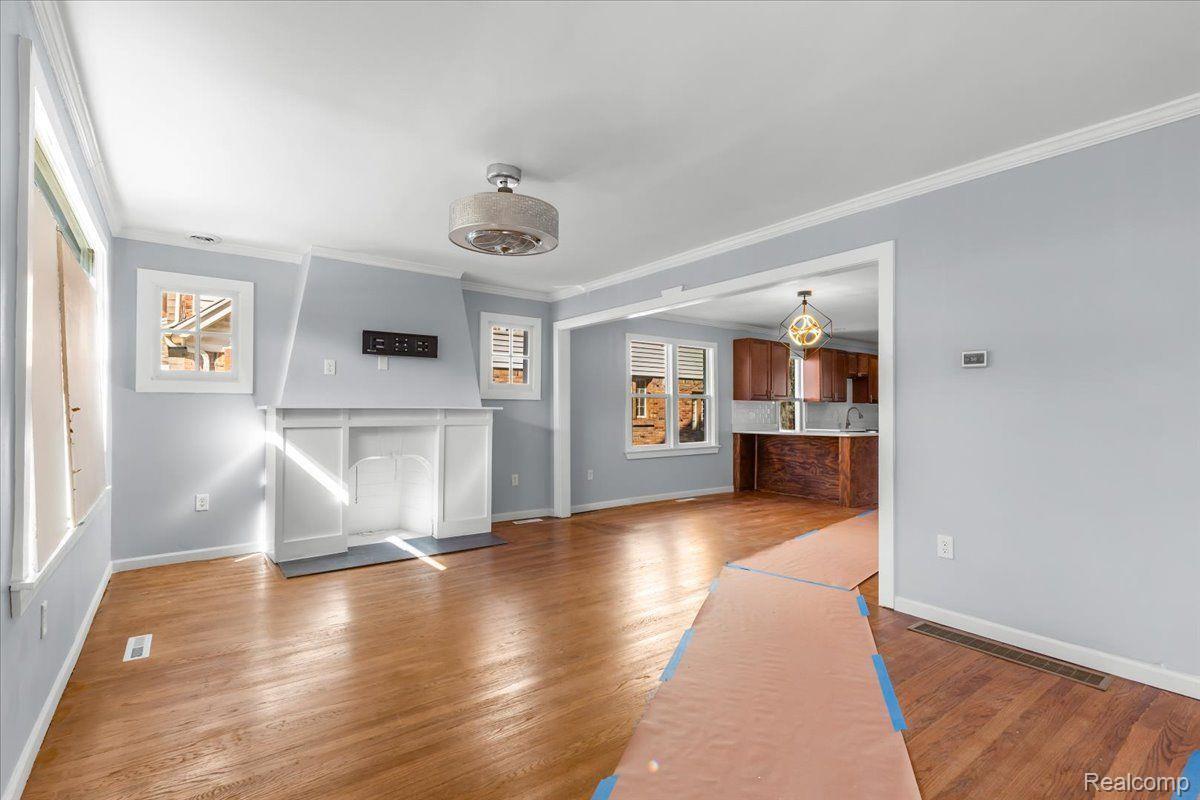 16558 Indiana Street