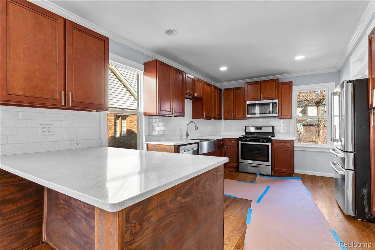 16558 Indiana Street