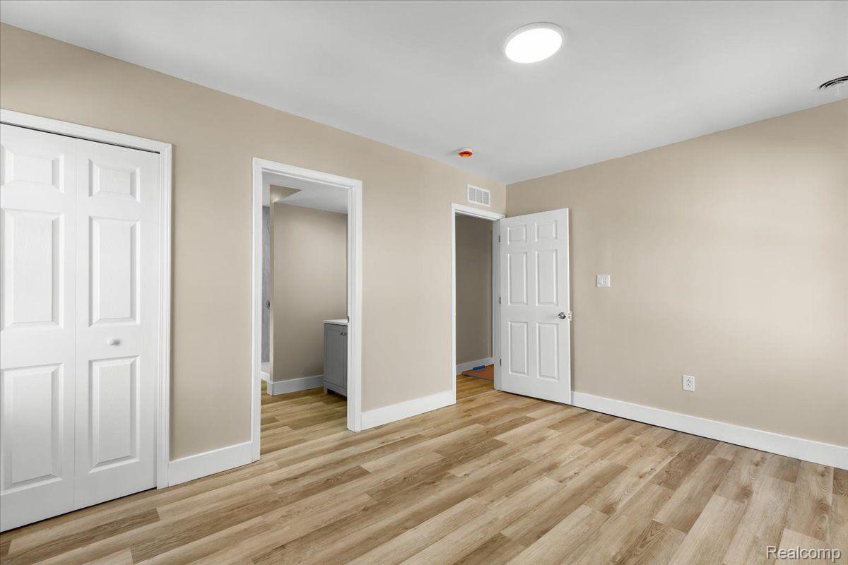 16558 Indiana Street