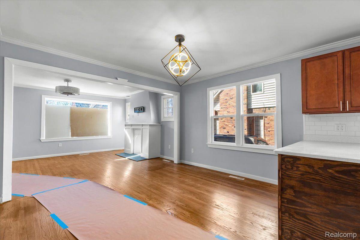 16558 Indiana Street