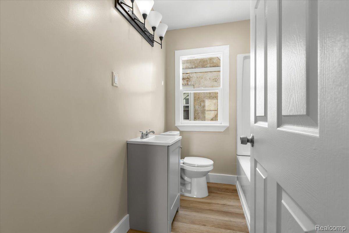 16558 Indiana Street