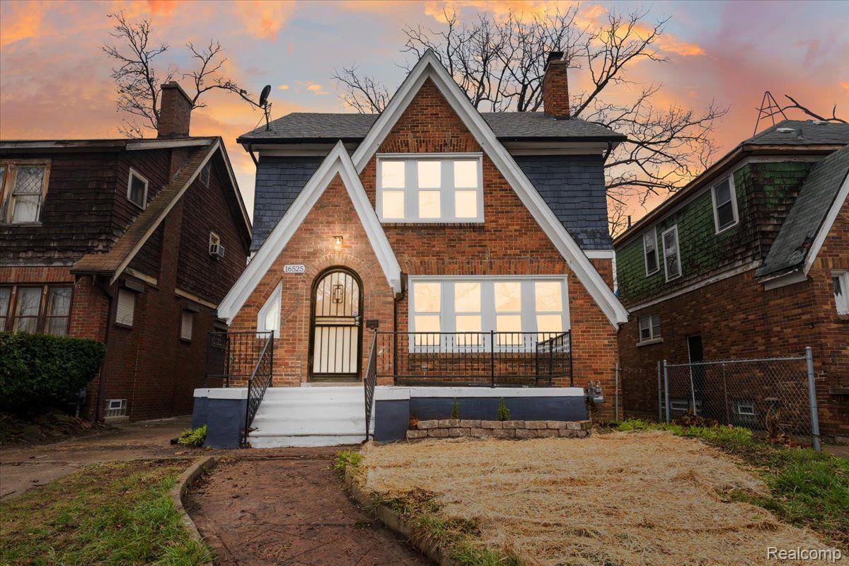 16525 Roselawn Street