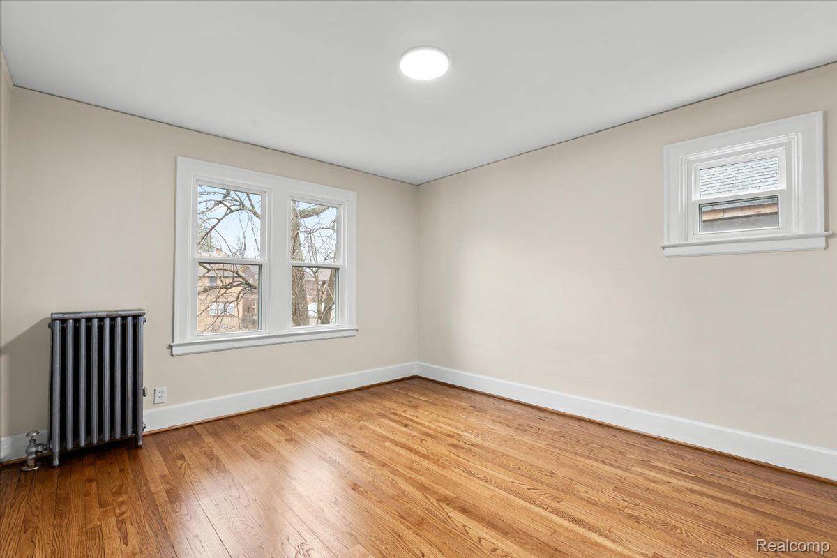 16525 Roselawn Street