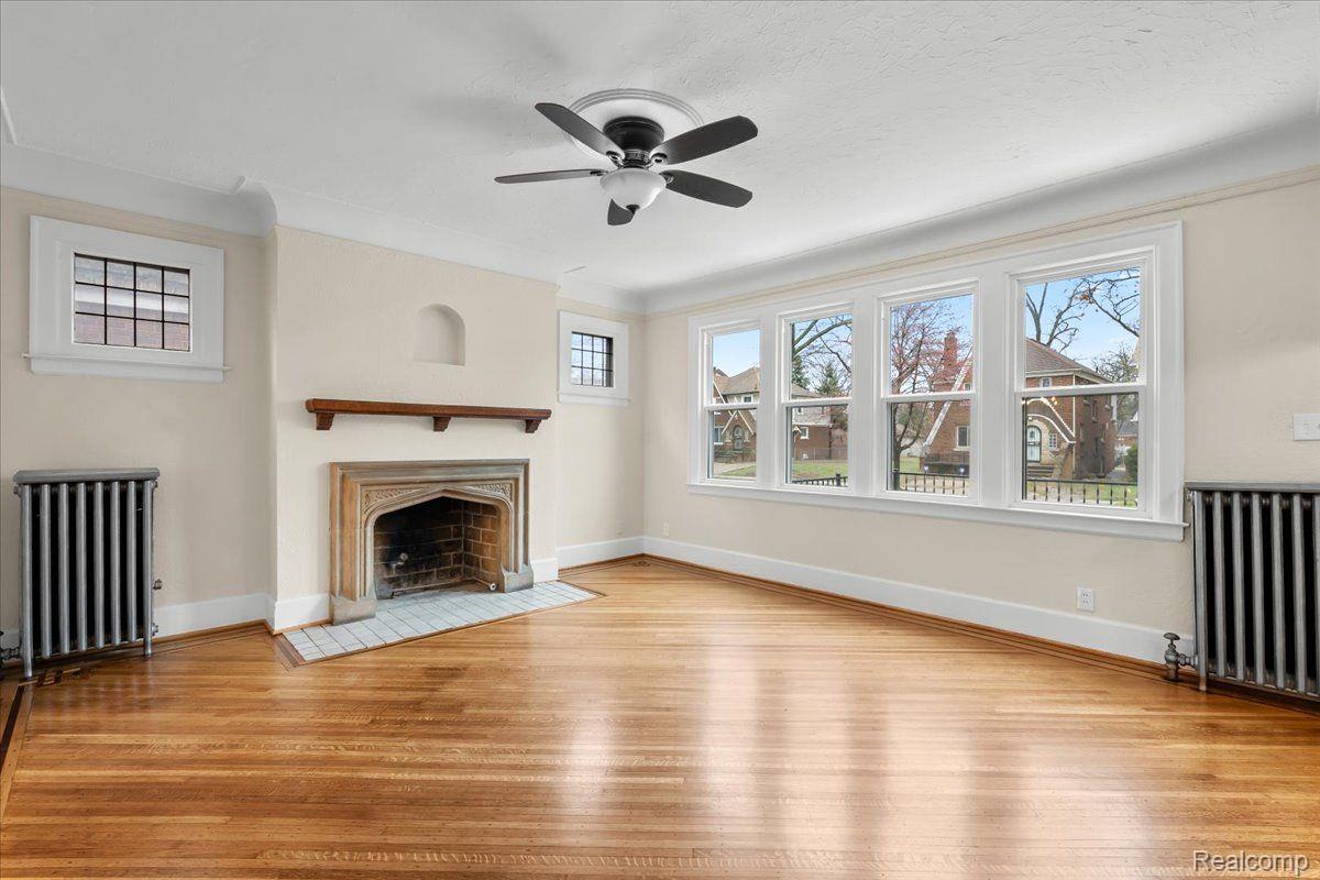 16525 Roselawn Street