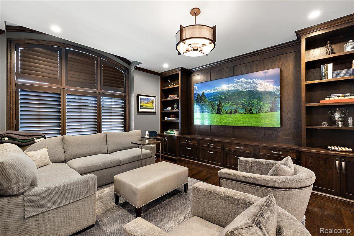 2779 Turtle Lake Drive