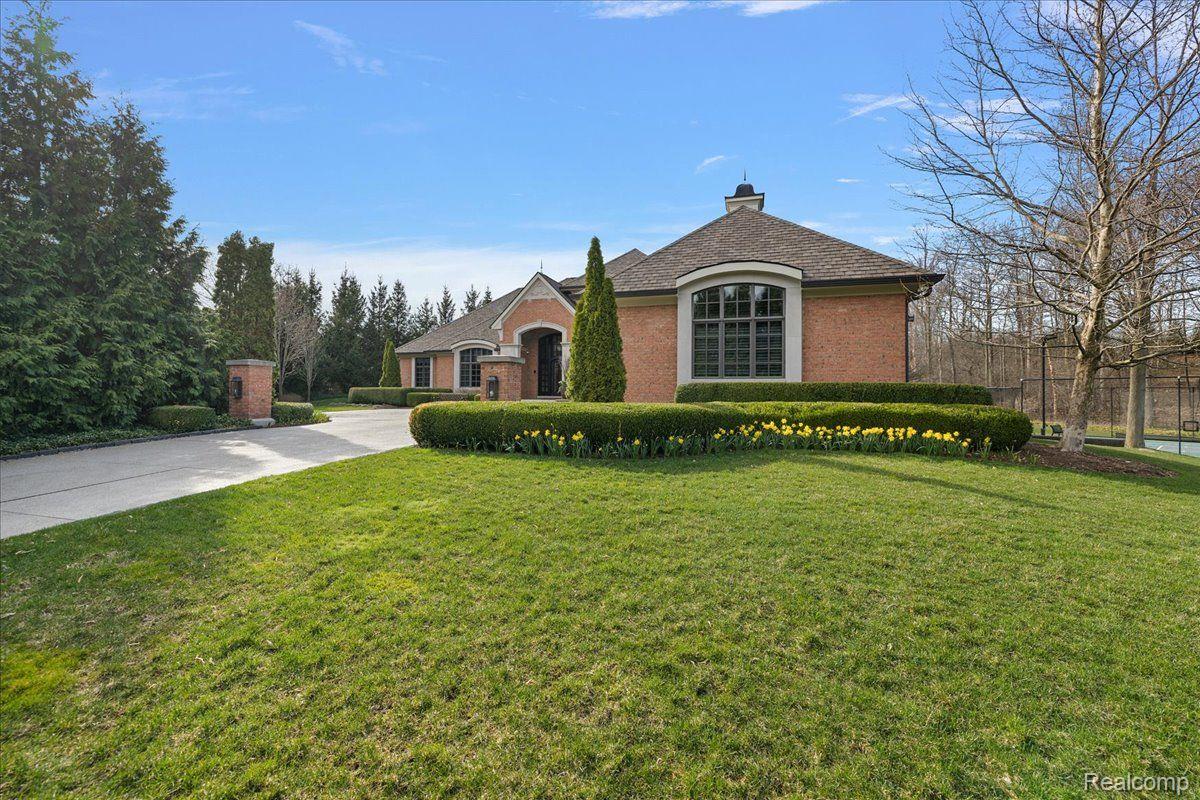 2779 Turtle Lake Drive