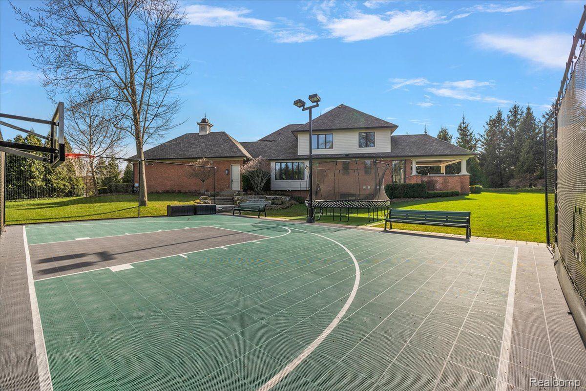 2779 Turtle Lake Drive