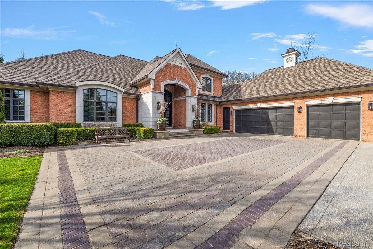 2779 Turtle Lake Drive