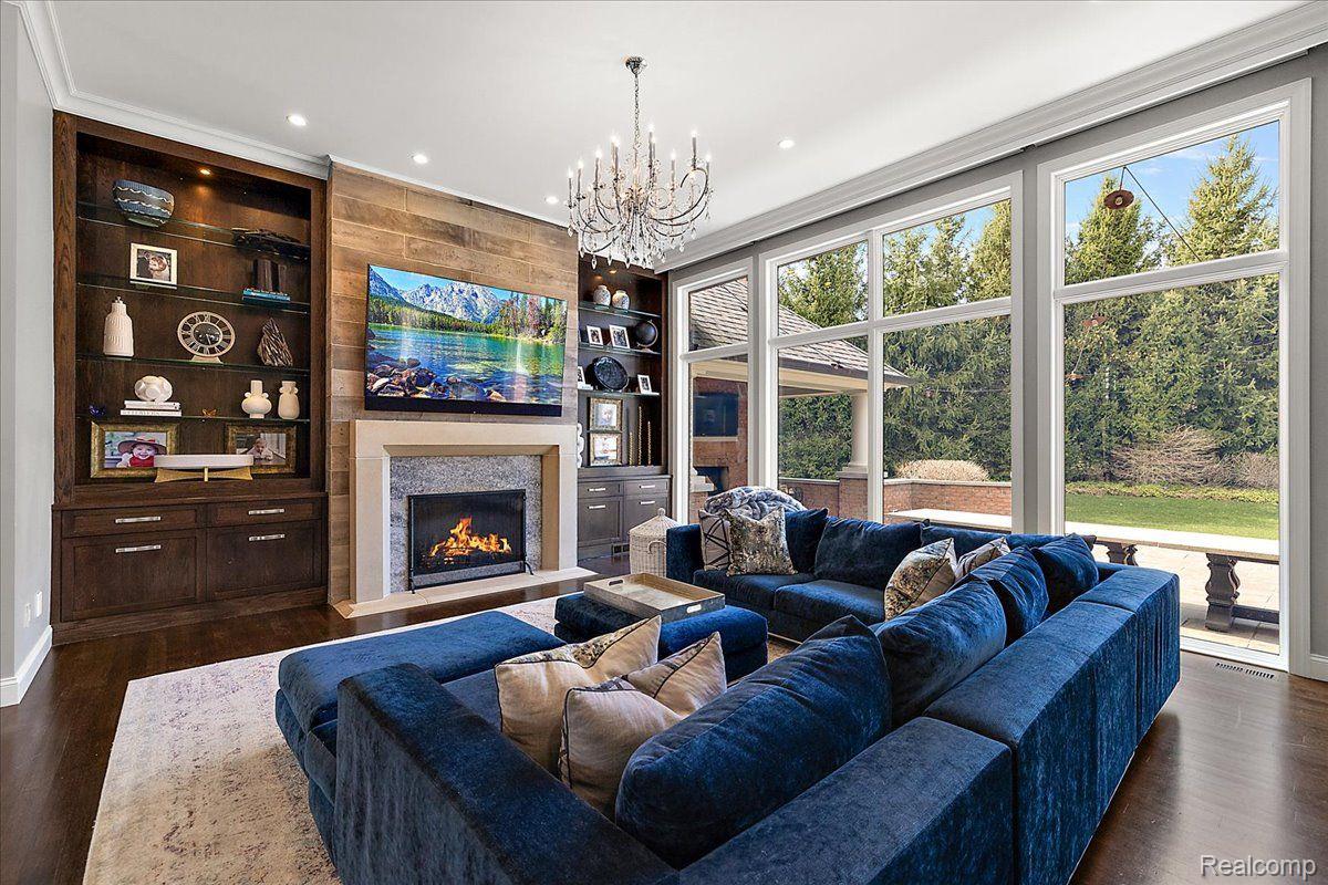 2779 Turtle Lake Drive